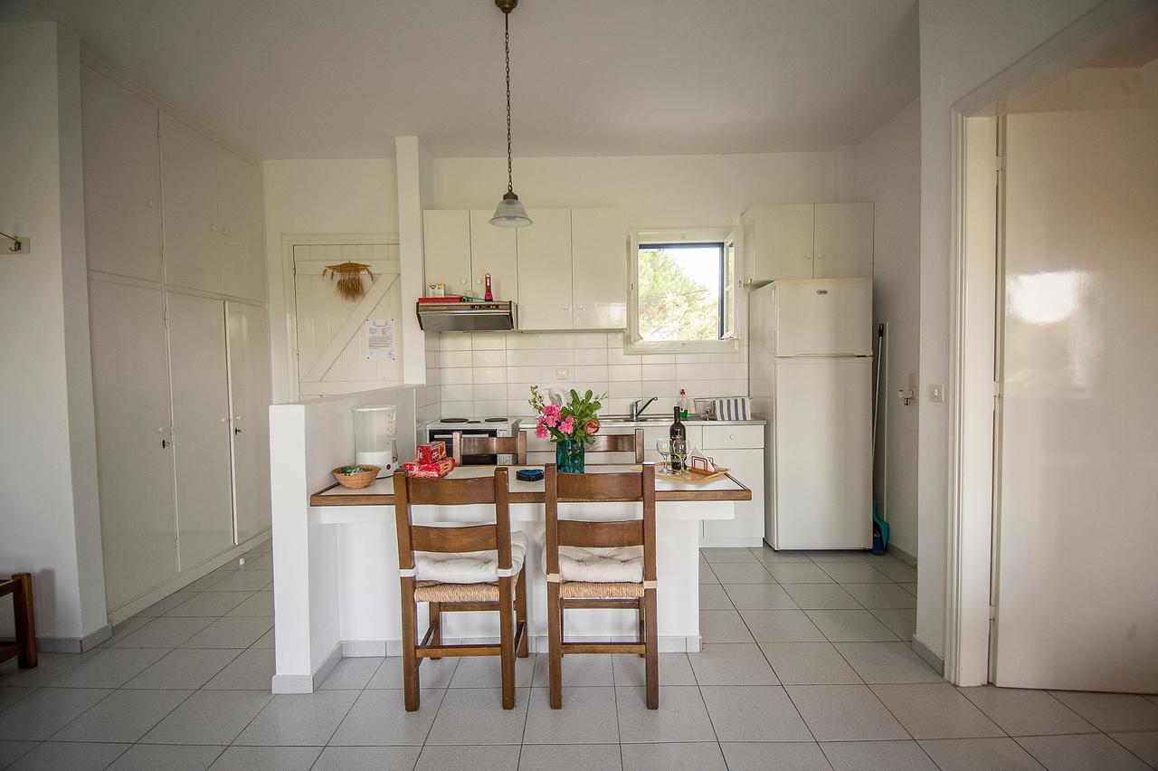 Eressos Ilios Apartments Skala Eresou Ngoại thất bức ảnh